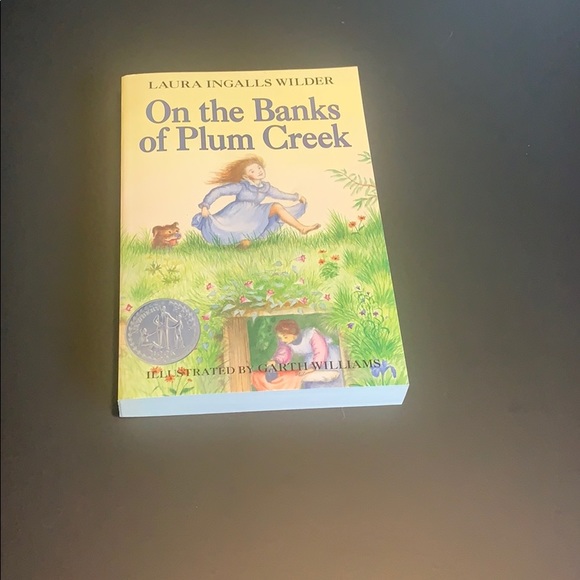 Kids book - Picture 1 of 2